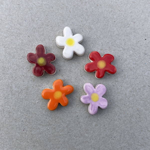 Funky Mini Ceramic Flowers - 15mm - MOSAIC INSPIRATION - Handmade Ceramic Inserts